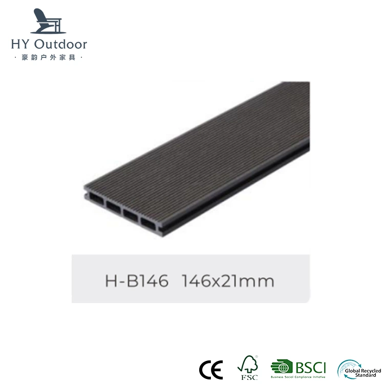 ‌‌ Quali sono i vantaggi del decking WPC cavo scuro?